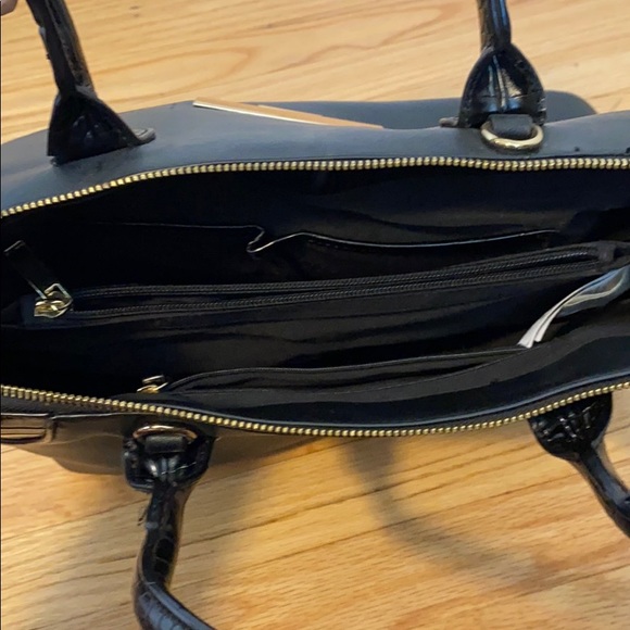 Handbag - Picture 4 of 8